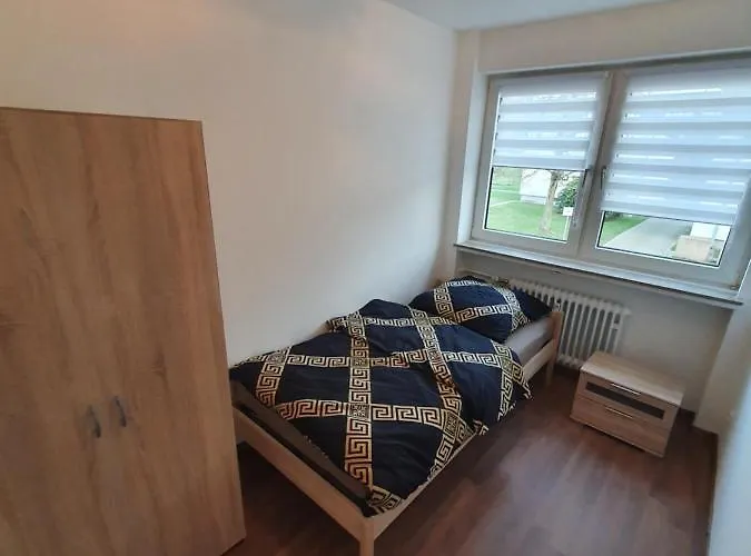 Schlossstrasse * אסן