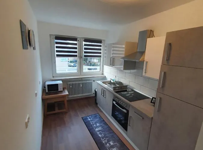 Schlossstrasse Apartament